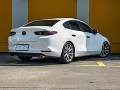 2021 Mazda 3 2.0L AT, белый — фото 3