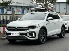 2023 Volkswagen T-Roc 300TSI DSG 2WD, белый — фото 1