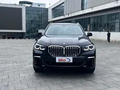 2022 BMW X5 30Li Premium M Sport Package, чёрный — фото 2