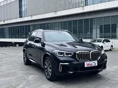 2022 BMW X5 30Li Premium M Sport Package, чёрный — фото 3