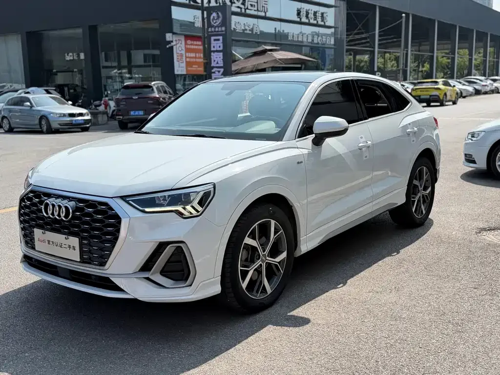 2020 Audi Q3 Sportback 40 TFSI Fashion