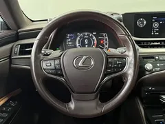2021 Lexus ES 260, белый — фото 16