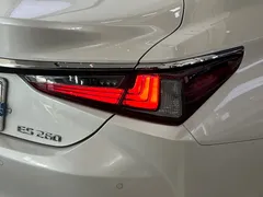 2021 Lexus ES 260, белый — фото 23