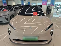 2022 Nio ET5 75kWh, чёрный — фото 3