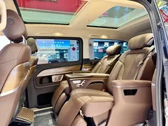 2022 Mercedes-Benz V-Class V 260 L Long Wheelbase Premium, чёрный — фото 7