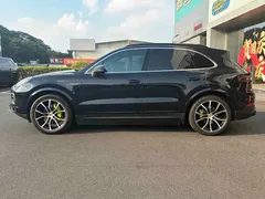 2021 Porsche Cayenne E-Hybrid 2.0T PHEV, чёрный — фото 3