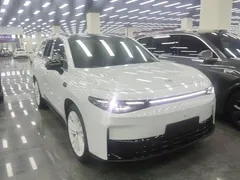 2024 Leapmotor C16 EREV 200 Premium, белый — фото 4