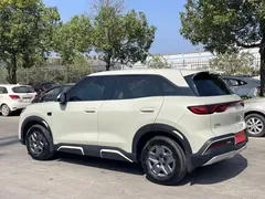 2025 BYD Yuan UP Smart Driving 401km Vitality, белый — фото 7