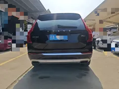2021 Volvo XC90 7-seat, чёрный — фото 8