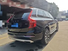 2021 Volvo XC90 7-seat, чёрный — фото 9