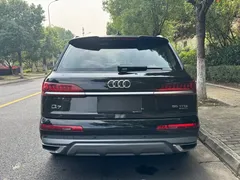 2022 Audi Q7 55 TFSI quattro S line Sport, чёрный — фото 5