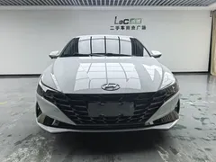 2021 Hyundai Elantra 1.5L CVT LUX Premium, белый — фото 2