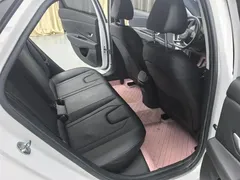 2021 Hyundai Elantra 1.5L CVT LUX Premium, белый — фото 15