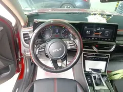 2021 Kia Seltos 1.5L CVT Trend — фото 11