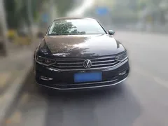2020 Volkswagen Magotan 330TSI DSG Leading, чёрный — фото 2