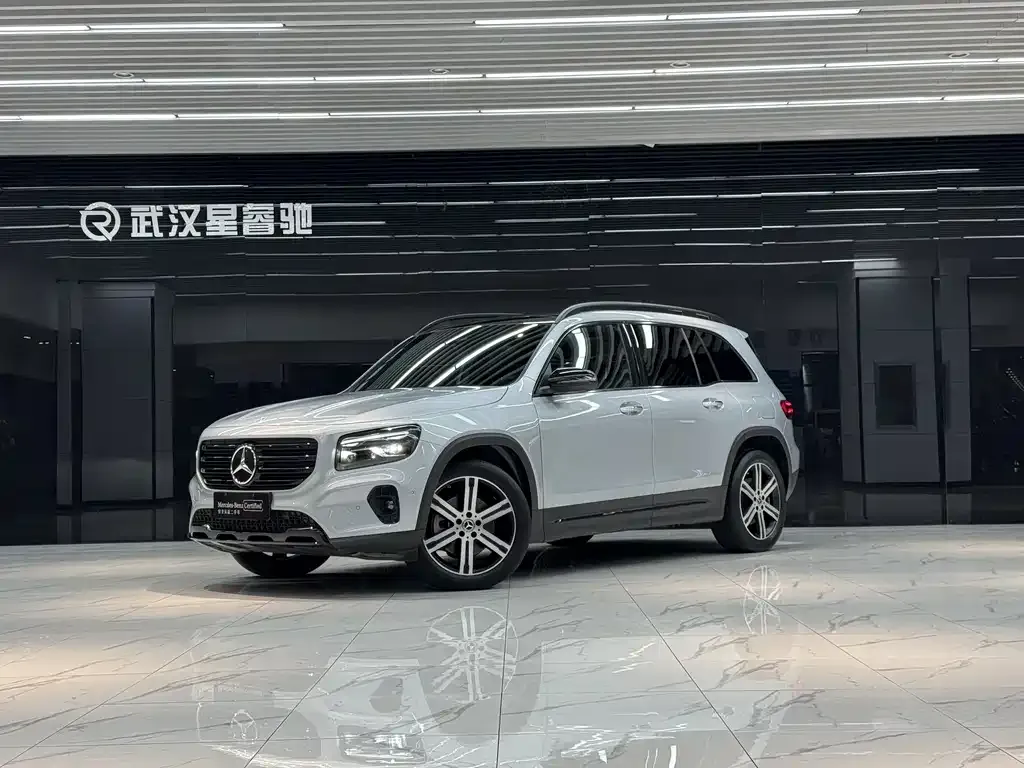 2024 Mercedes-Benz GLB 220 4MATIC
