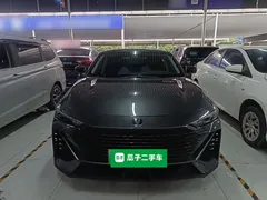 2023 Changan UNI-V iDD PHEV 1.5T 113km — фото 3