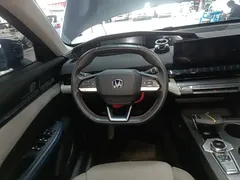 2023 Changan UNI-V iDD PHEV 1.5T 113km — фото 11