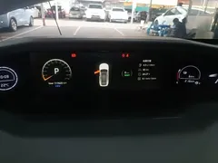2023 Changan UNI-V iDD PHEV 1.5T 113km — фото 12