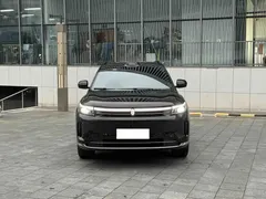 2024 Aito M7 1.5T Smart Driving 4WD Ultra 5-seat, чёрный — фото 3