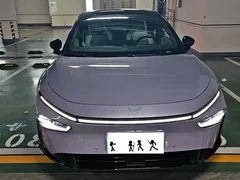 2024 Xpeng P7+ Long Range Max — фото 2