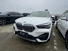 2021 BMW X1 Leading, белый — фото 1