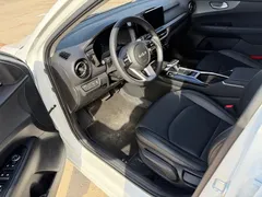 2023 Kia Cerato 1.5L CVT Comfort, белый — фото 8