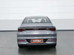 2024 BYD Qin PLUS Honor DM-i PHEV 55km Leading — фото 4