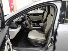 2024 BYD Qin PLUS Honor DM-i PHEV 55km Leading — фото 10