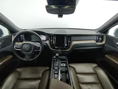 2021 Volvo XC60 4WD Luxury, синий — фото 5