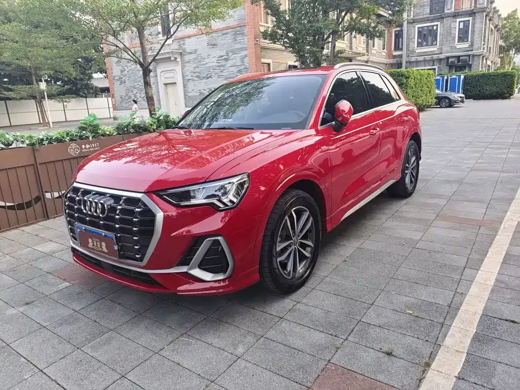 2021 Audi Q3 35 TFSI Sport