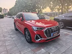2021 Audi Q3 35 TFSI Sport — фото 3