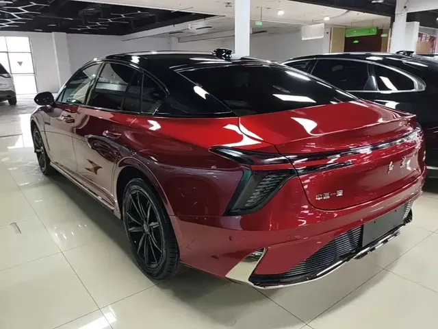 2023 Hongqi H6 2.0T