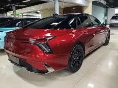 2023 Hongqi H6 2.0T — фото 7