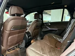 2022 BMW X5 40Li M Sport Package, чёрный — фото 7