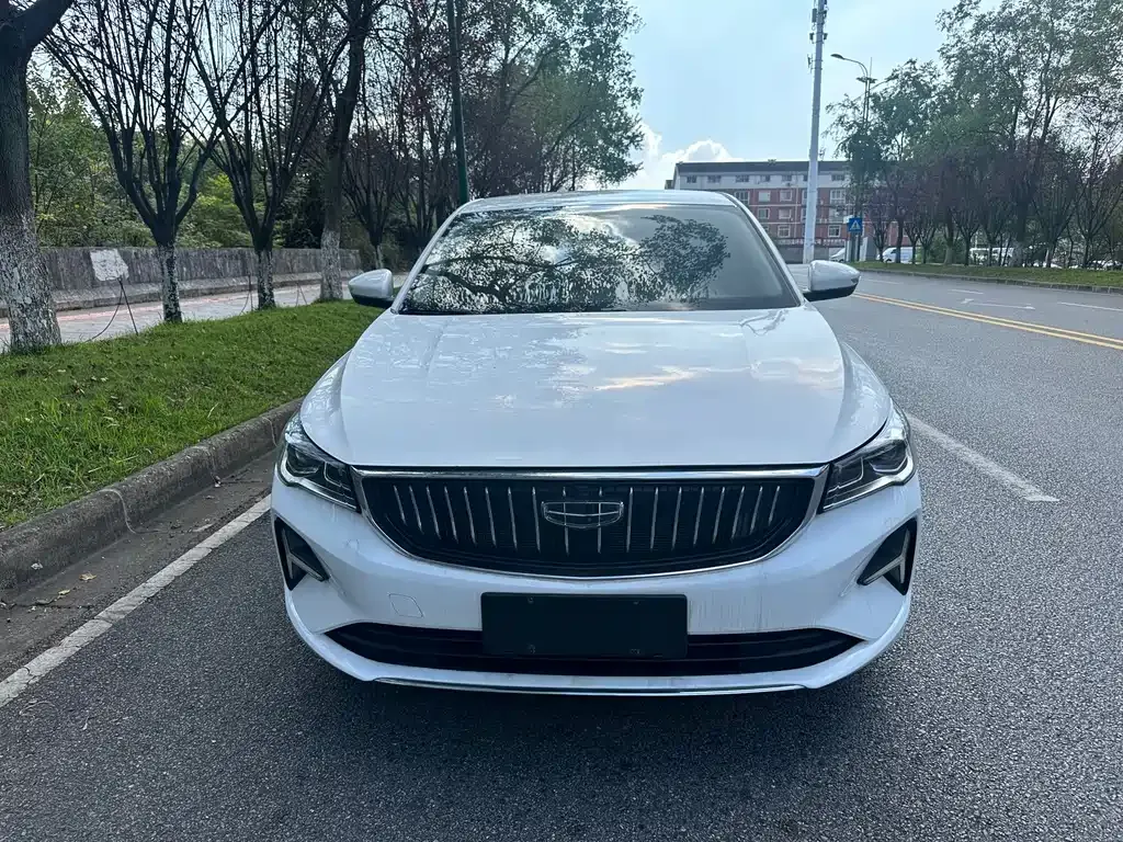 2022 Geely Emgrand 4th Gen 1.5L CVT Luxury