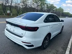 2022 Geely Emgrand 4th Gen 1.5L CVT Luxury, белый — фото 4