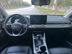 2022 Geely Emgrand 4th Gen 1.5L CVT Luxury, белый — фото 9