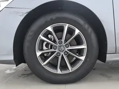 2024 BYD Qin PLUS Honor DM-i PHEV 55km Leading — фото 17