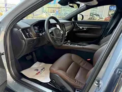 2023 Volvo V90 Cross Country B5 AWD — фото 4
