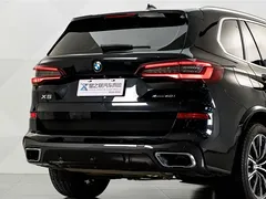 2021 BMW X5 xDrive40i M Sport Package, чёрный — фото 7
