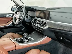 2021 BMW X5 xDrive40i M Sport Package, чёрный — фото 18