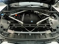 2021 BMW X5 xDrive40i M Sport Package, чёрный — фото 25