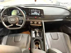 2023 Hyundai Elantra 1.5L CVT GLX Elite — фото 6