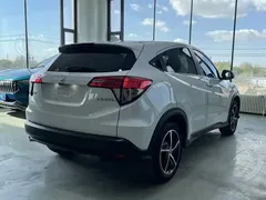 2020 Honda Vezel 1.5L CVT Pioneer, белый — фото 8
