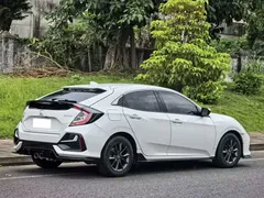 2021 Honda Civic Hatchback 220TURBO CVT, белый — фото 9