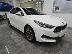 2021 Kia Cerato 1.5L CVT Fashion, белый — фото 4
