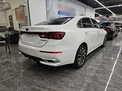 2021 Kia Cerato 1.5L CVT Fashion, белый — фото 7