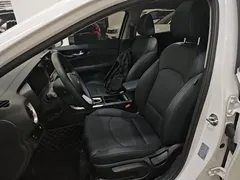 2021 Kia Cerato 1.5L CVT Fashion, белый — фото 15
