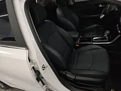 2021 Kia Cerato 1.5L CVT Fashion, белый — фото 25